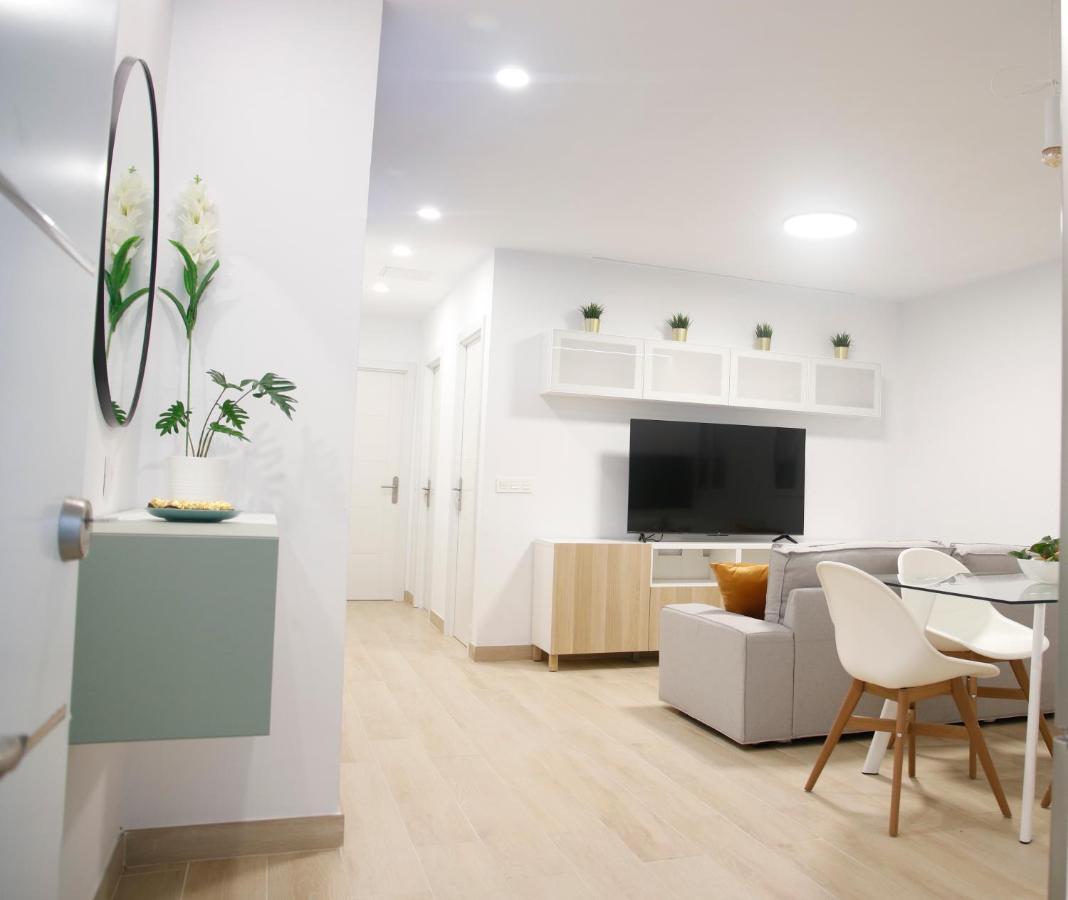 Suites Verano Azul Castillo del Romeral 外观 照片