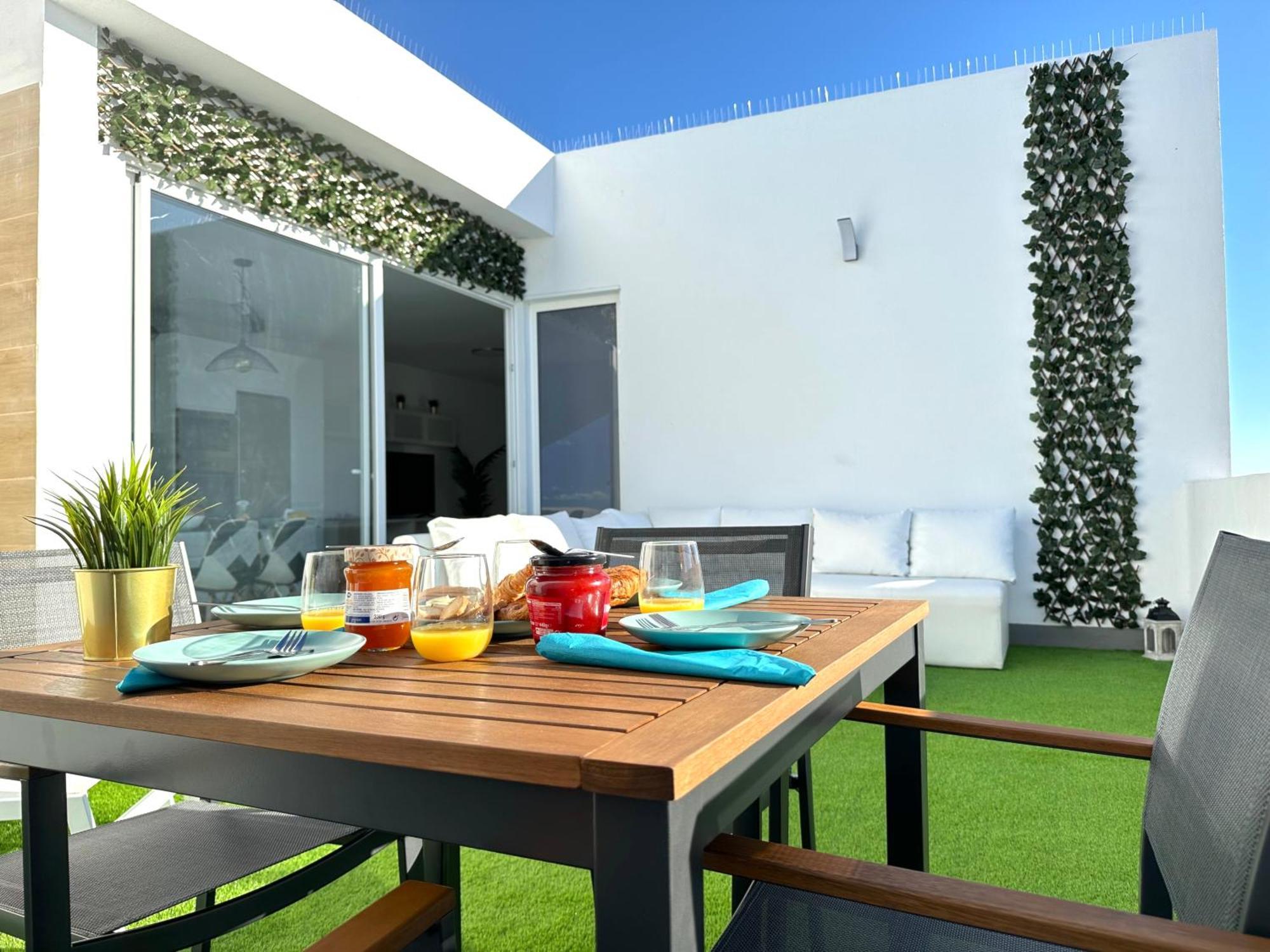 Suites Verano Azul Castillo del Romeral 外观 照片